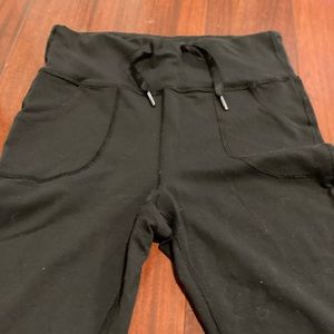 Lululemon Yoga Pants with pockets!